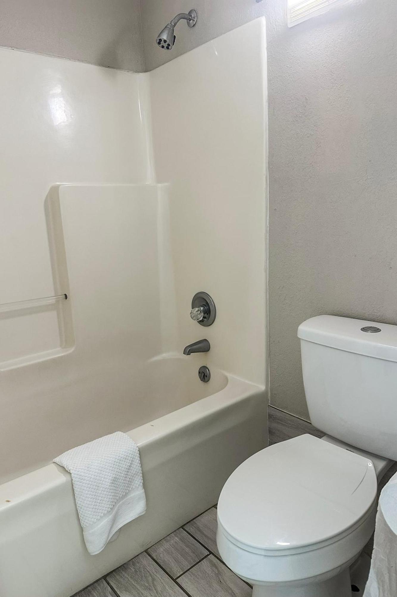 Regal By Oyo Hwy 431 Motel